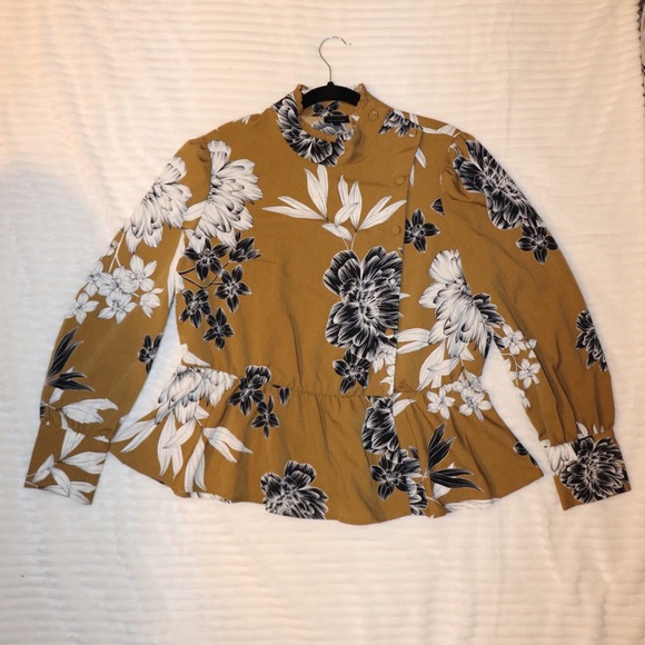 Target brand ruffle neck blouse - Picture 2 of 6